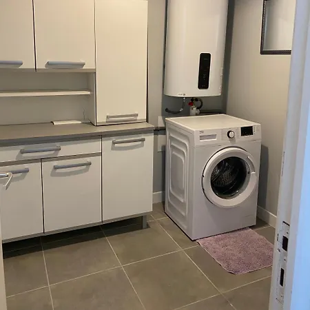 Era Apartment *